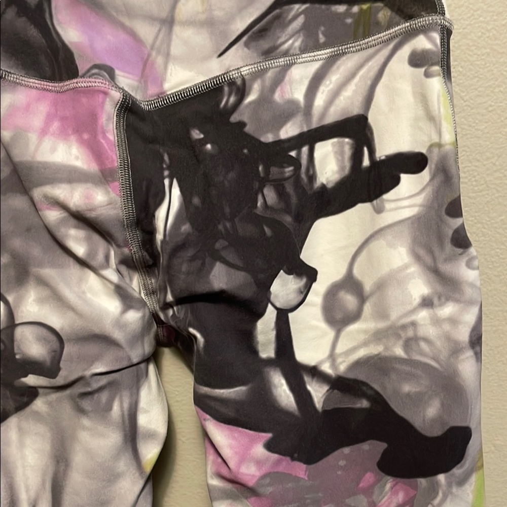 LULULEMON throwback print set - Picture 7 of 7